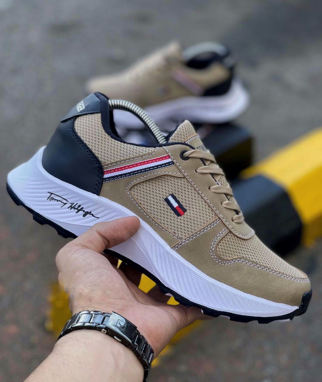 Tommy Deportivo Caballero – Réplica Premium